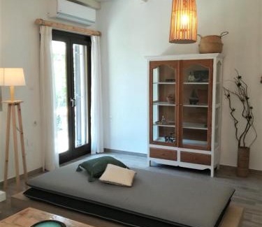 Kalamos House | Almira Kalamos