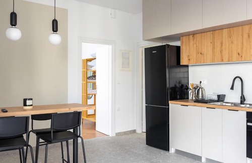 Psirri Apartment | Amazing 2Masterbd at psirri