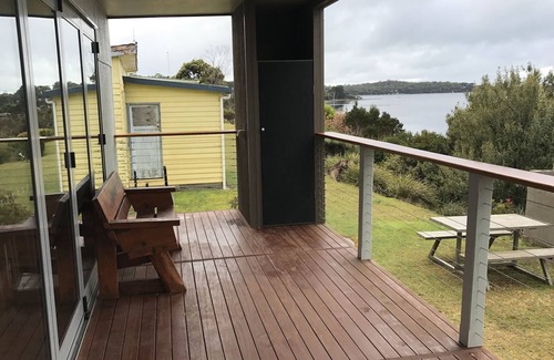 Ansons Bay House | Amazing Ansons Bay Romantic Waterfront Beachhouse