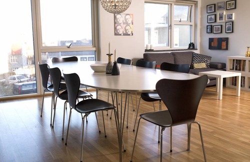 Vesturbær Apartment | Amazing central apartment close to the harbour area and the city center