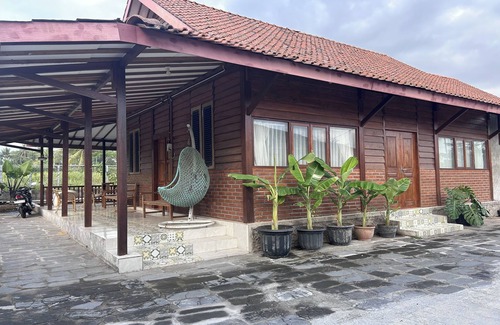 Banjarasri Villa | Annet Homestay