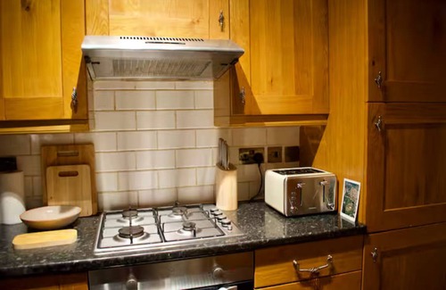 Restalrig Apartment | Apartment ∙ 2 bedrooms ∙ 4 guests