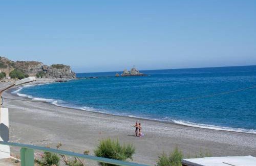 Myrtos Apartment | Apartment ∙ 2 bedrooms ∙ 6 guests