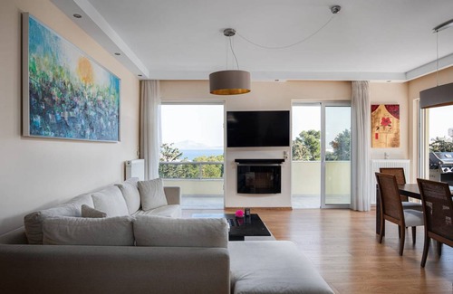 Varkiza Apartment | Apartment ∙ 2 bedrooms ∙ 4 guests