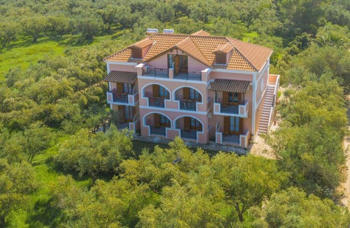 Psarou Apartment | Apartment ∙ 8 guests