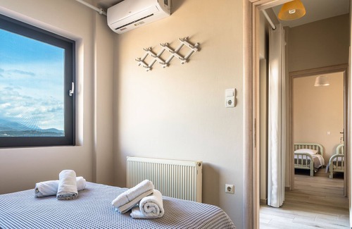 Lixouri Apartment | Apartment "Zois 1" with Sea View, Garden & Wi-Fi