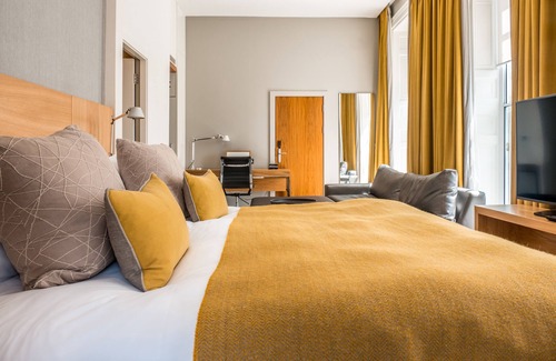 Old Town Hotel | Apex Waterloo Place Hotel