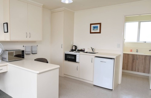 Hawera Apartment | Avon Motel