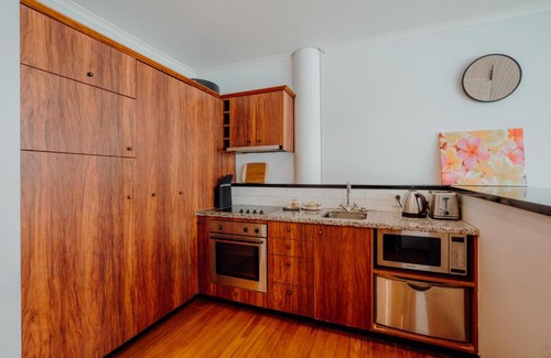 Auckland Central Business District Apartment | Awesome 2BR Apartment Viaduct Harbor - Wifi & Aircon