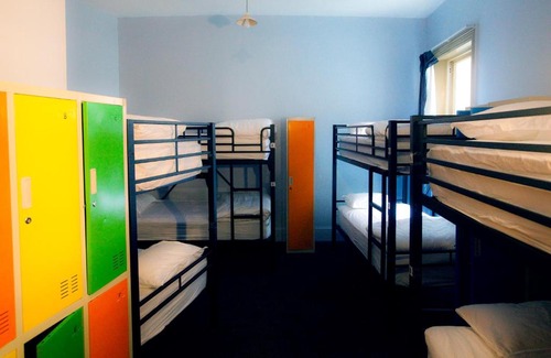 Hobart Central Business District Hostel | Backpackers Imperial Hotel