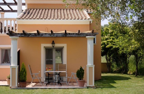 Roda Apartment | Ballas Paradise