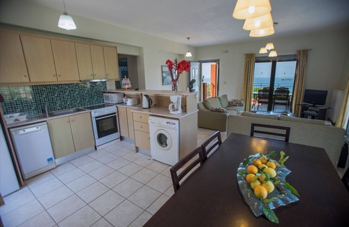 Svoronata Villa | BEACH FRONT, DIRECT ACCESS TO SANDY BEACH, AMAZING SEA VIEWS,PRIVATE POOL