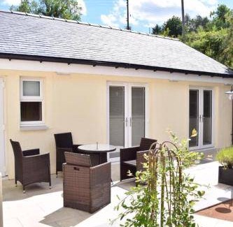 Dumfries Bed & Breakfast | Bed and breakfast ∙ 2 guests