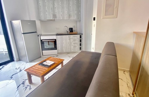 Plintri Hotel | Bianco a Nero Mykonos