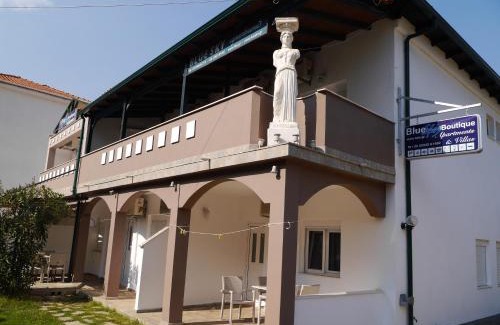 Chrisi Akti House | Blue Sky Villas