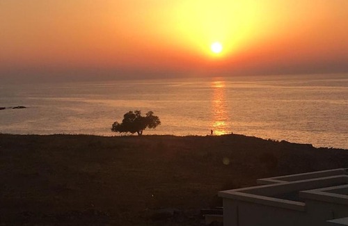 Panormos Apartment | Breath-taking scenery, ideal for relaxing!