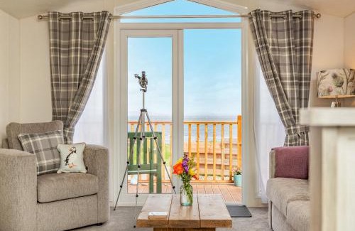 Mey House | Burray