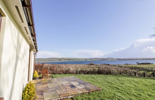 Rothesay Cottage | Cabin ∙ 1 bedroom ∙ 2 guests