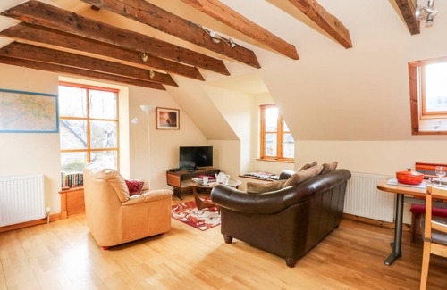 Weem Cottage | Cabin ∙ 1 bedroom ∙ 2 guests