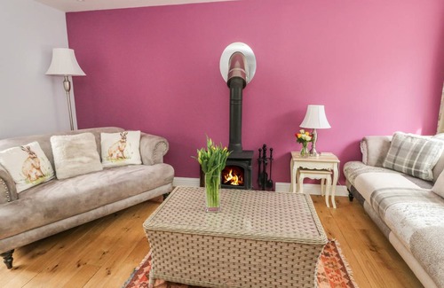 Strathtay Cottage | Cabin ∙ 2 bedrooms ∙ 4 guests