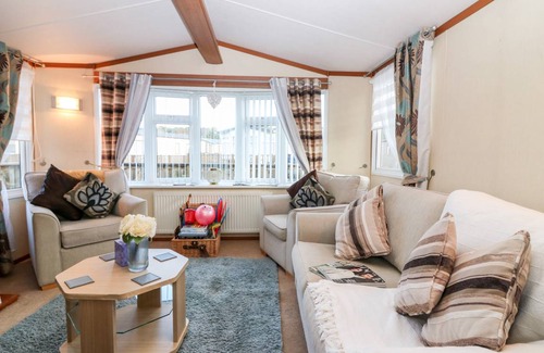 Jedburgh Cottage | Cabin ∙ 2 bedrooms ∙ 6 guests