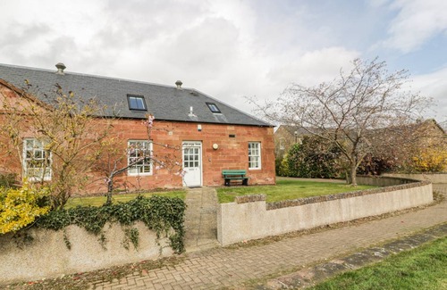 St Boswells Cottage | Cabin ∙ 2 bedrooms ∙ 4 guests