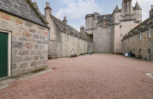 Inverurie Cottage | Cabin ∙ 2 bedrooms ∙ 4 guests