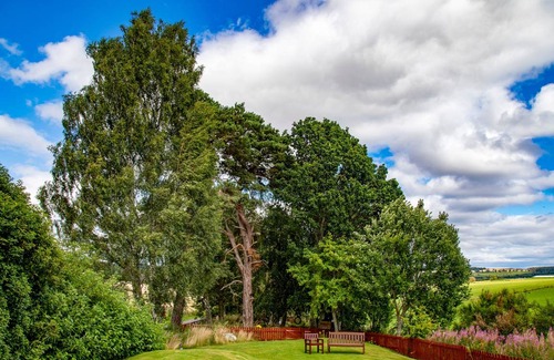 Inverness Cottage | Cabin ∙ 2 bedrooms ∙ 4 guests