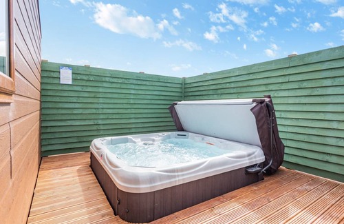 Mey Cottage | Cabin ∙ 2 bedrooms ∙ 3 guests