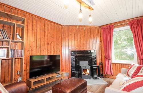 Lairg Cottage | Cabin ∙ 2 bedrooms ∙ 5 guests