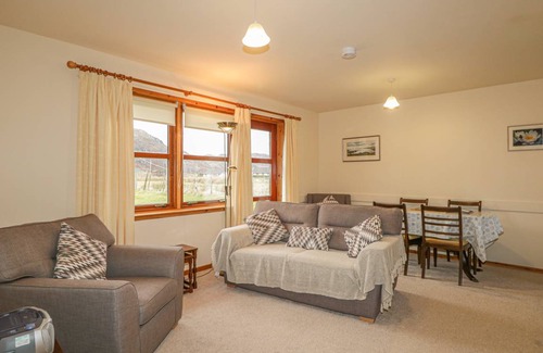 Poolewe Cottage | Cabin ∙ 2 bedrooms ∙ 3 guests