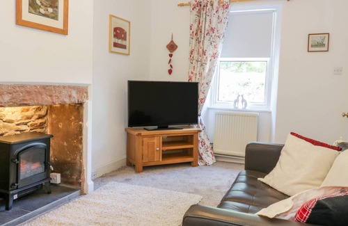 Moffat Cottage | Cabin ∙ 2 bedrooms ∙ 4 guests