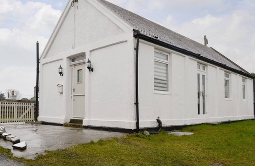 Drummore Cottage | Cabin ∙ 2 bedrooms ∙ 4 guests