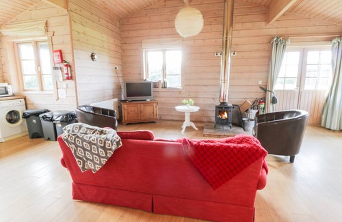 Kirkbean Cottage | Cabin ∙ 2 bedrooms ∙ 4 guests