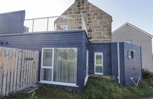 Hopeman Cottage | Cabin ∙ 2 bedrooms ∙ 5 guests