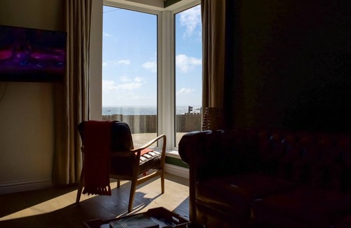 Ellon Cottage | Cabin ∙ 2 bedrooms ∙ 4 guests