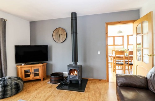 Ellon Cottage | Cabin ∙ 3 bedrooms ∙ 6 guests