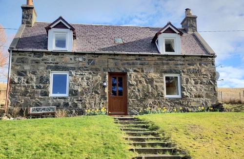 Thurso Cottage | Cabin ∙ 3 bedrooms ∙ 5 guests