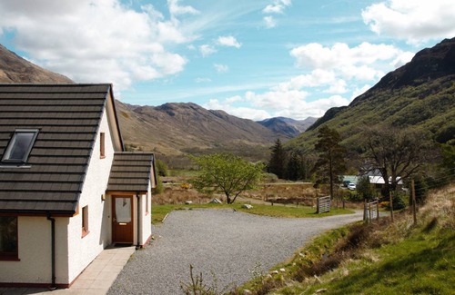 Kyle Cottage | Cabin ∙ 3 bedrooms ∙ 6 guests