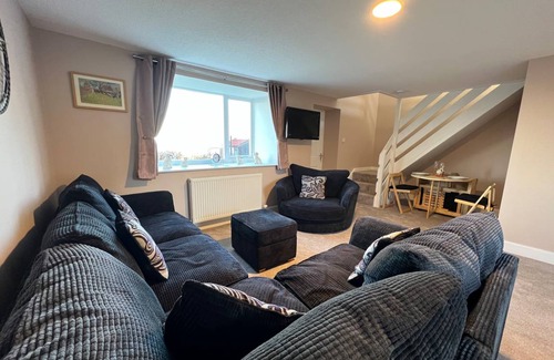 Jemimaville Cottage | Cabin ∙ 3 bedrooms ∙ 5 guests