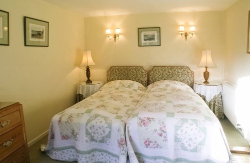 Croachy Cottage | Cabin ∙ 3 bedrooms ∙ 4 guests