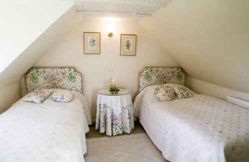 Croachy Cottage | Cabin ∙ 3 bedrooms ∙ 4 guests