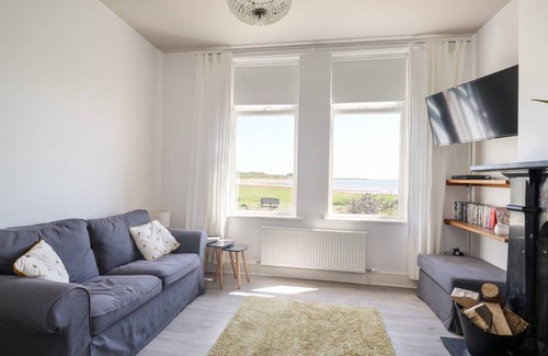 Powfoot Cottage | Cabin ∙ 3 bedrooms ∙ 5 guests