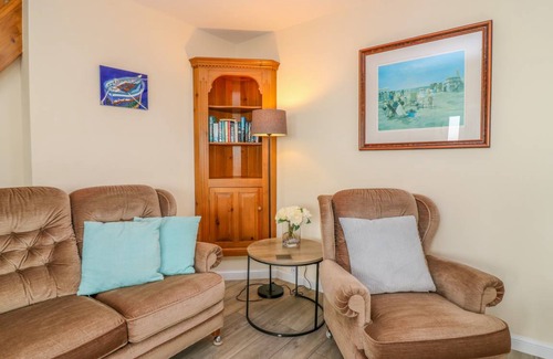 Ellon Cottage | Cabin ∙ 3 bedrooms ∙ 5 guests