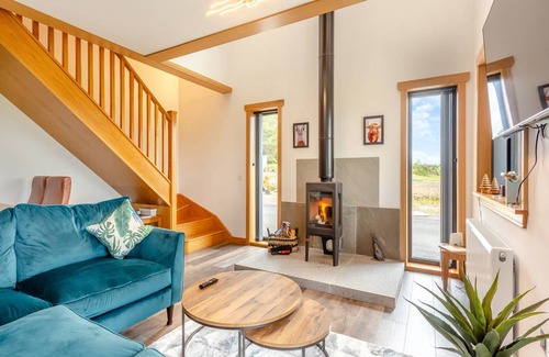 Dingwall Cottage | Cabin ∙ 3 bedrooms ∙ 4 guests