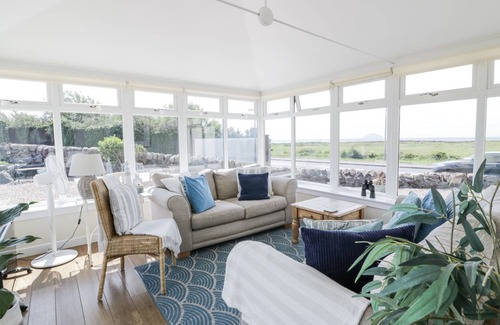 Turnberry Cottage | Cabin ∙ 3 bedrooms ∙ 6 guests