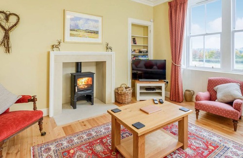 Pencaitland Cottage | Cabin ∙ 4 bedrooms ∙ 8 guests