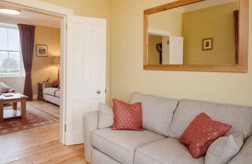 Pencaitland Cottage | Cabin ∙ 4 bedrooms ∙ 8 guests