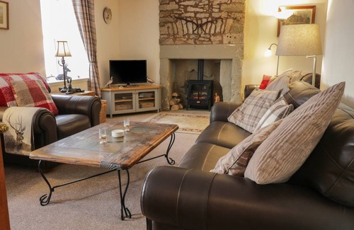 Coldstream Cottage | Cabin ∙ 4 bedrooms ∙ 8 guests