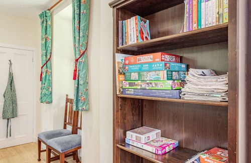 Inverarnie Cottage | Cabin ∙ 4 bedrooms ∙ 7 guests